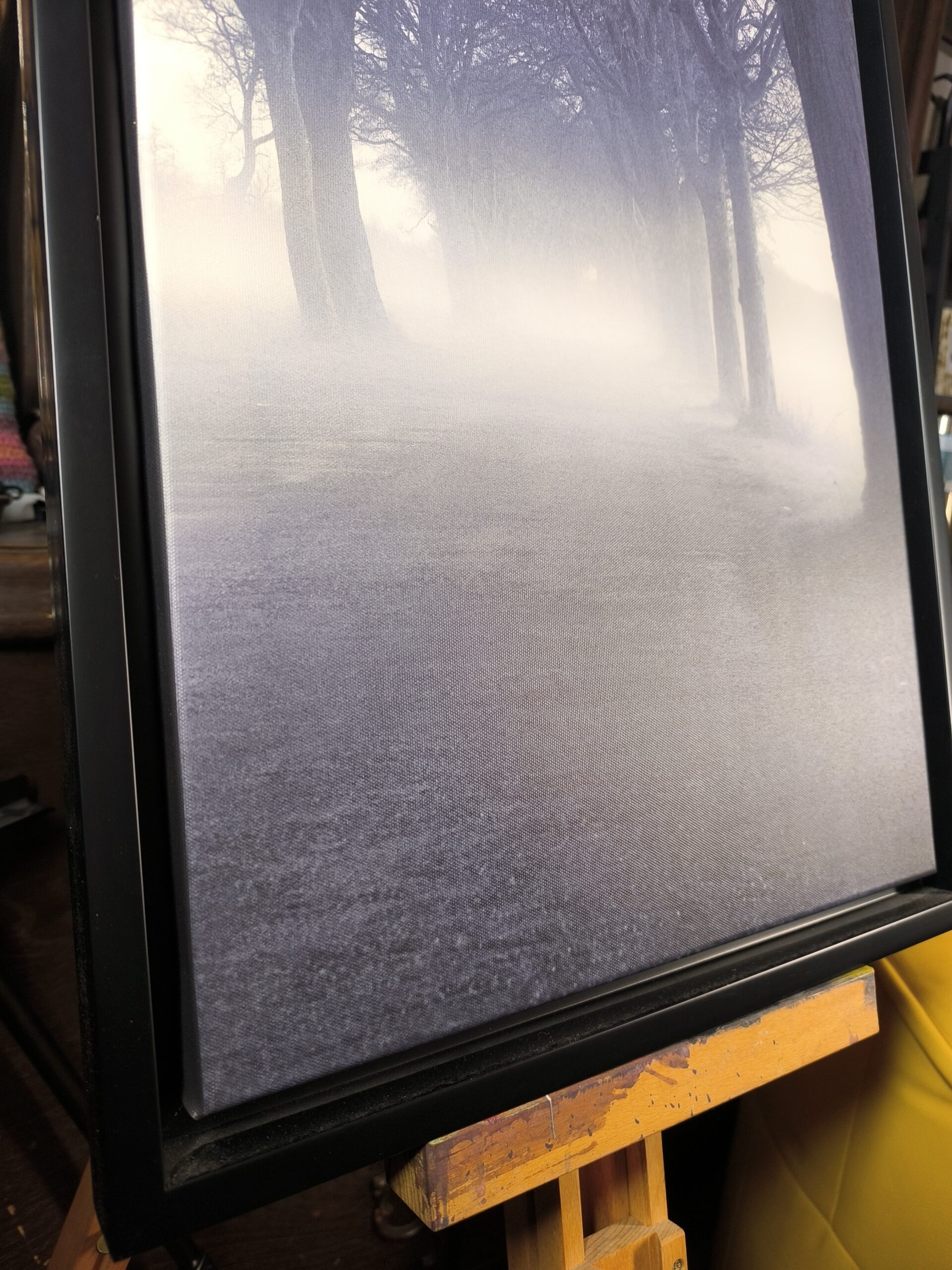 „Morgendlicher Nebeltanz“ – Zeitlose Fotokunst für dein Zuhause – Fotodruck auf Leinwand 60x40cm im Schattenfugenrahmen „Morgendlicher Nebeltanz“ – Zeitlose Fotokunst für dein Zuhause – Fotodruck auf Leinwand 60x40cm im Schattenfugenrahmen Landschaft 3